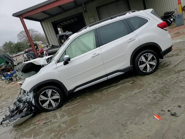2021 Subaru Forester - Image 14