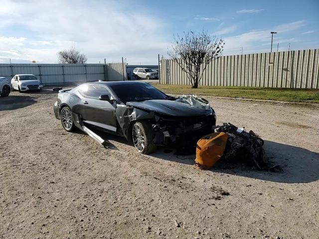 2018 Chevrolet Camaro - Image 11