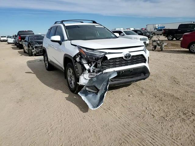 2023 Toyota RAV 4 - Image 12