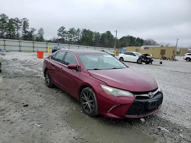2015 Toyota Camry - Image 12