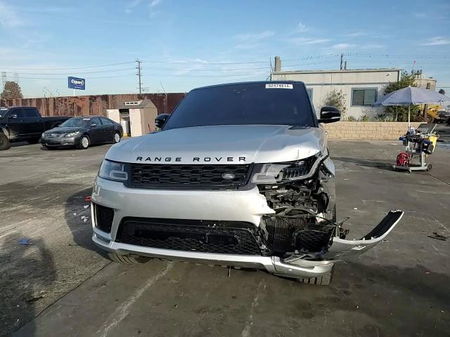 2019 Land Rover Range Rover - Image 12