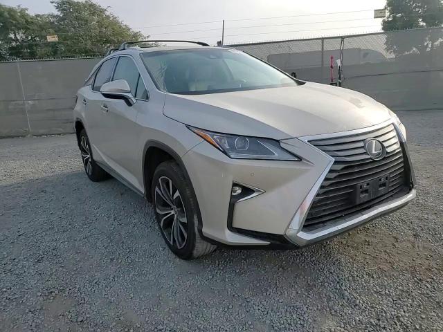 2017 Lexus RX - Image 11