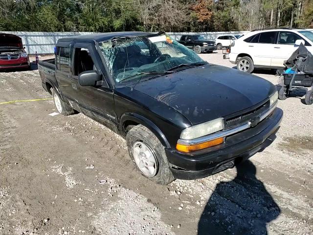 2003 Chevrolet S-10 Pickup - Image 11