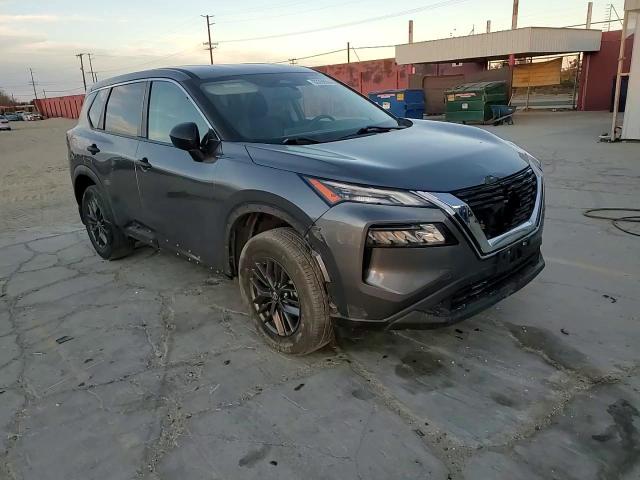 2021 Nissan Rogue - Image 12