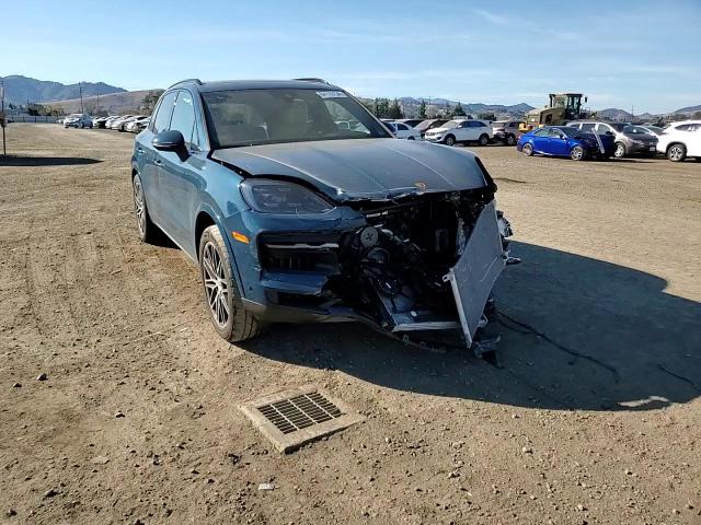2024 Porsche Cayenne - Image 11