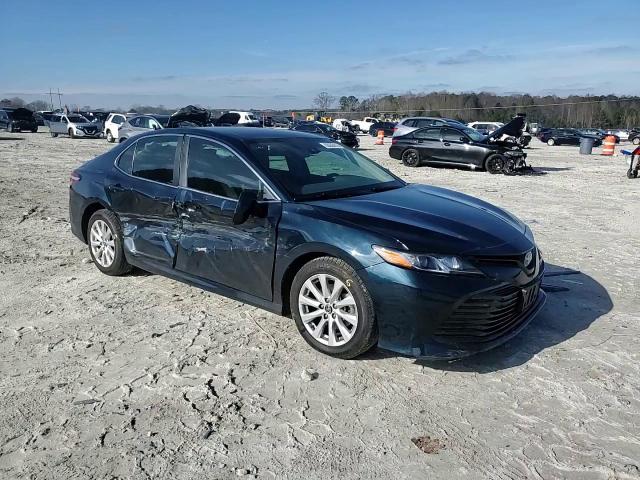 2019 Toyota Camry - Image 11