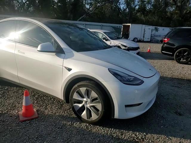 2021 Tesla Model Y VIN: 5YJYGDEE2MF075140 Lot: 86881394