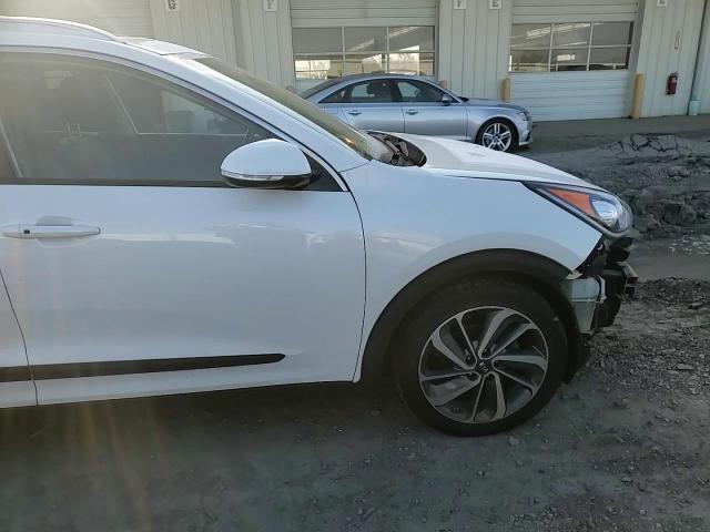 2019 Kia Niro Touring VIN: KNDCE3LC3K5303186 Lot: 83023374