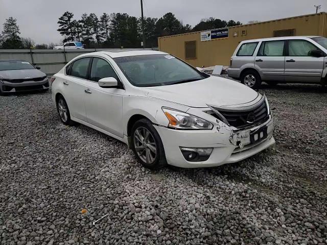 2013 Nissan Altima - Image 12