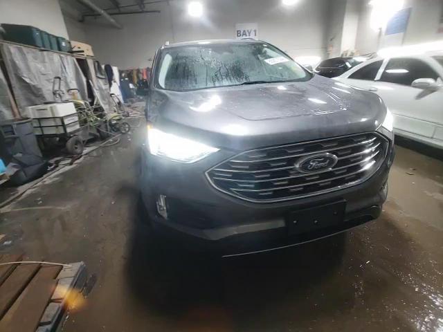 2022 Ford Edge - Image 13