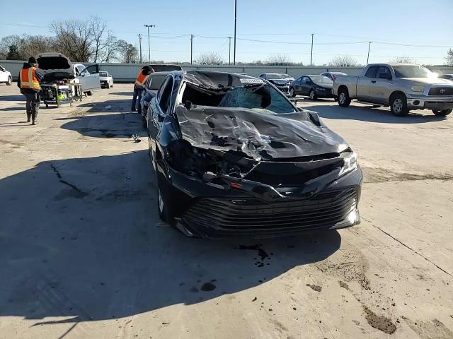 2020 Toyota Camry - Image 11