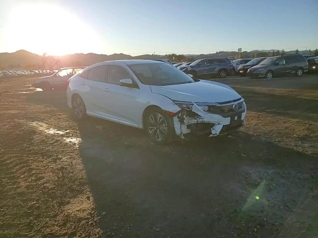 2018 Honda Civic - Image 11