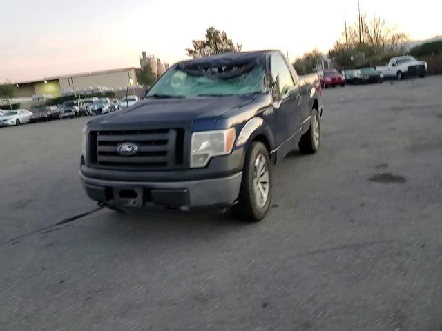 2011 Ford F150 VIN: 1FTMF1EM2BFA42073 Lot: 85560044