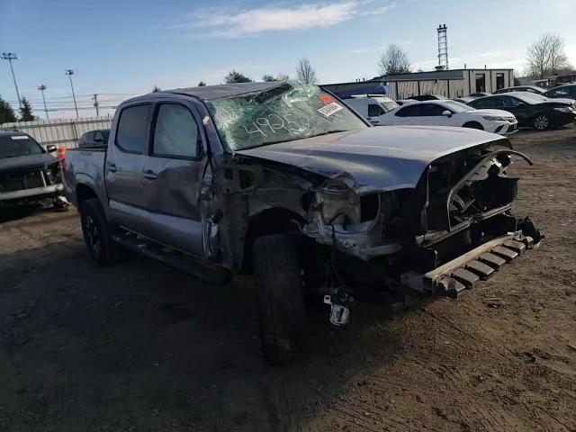 2019 Toyota Tacoma - Image 11