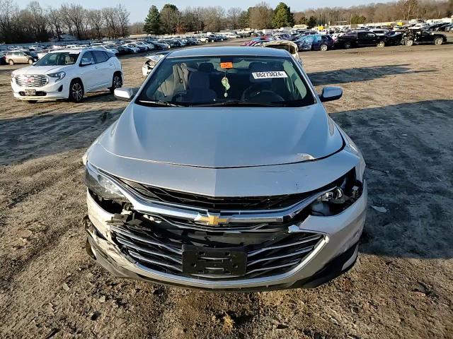 2021 Chevrolet Malibu - Image 10