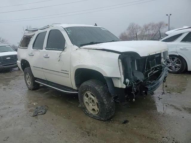 2010 GMC Yukon - Image 12
