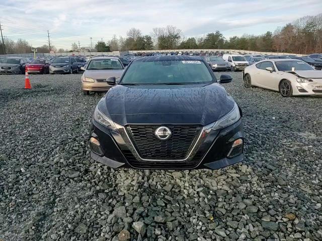 2021 Nissan Altima - Image 11