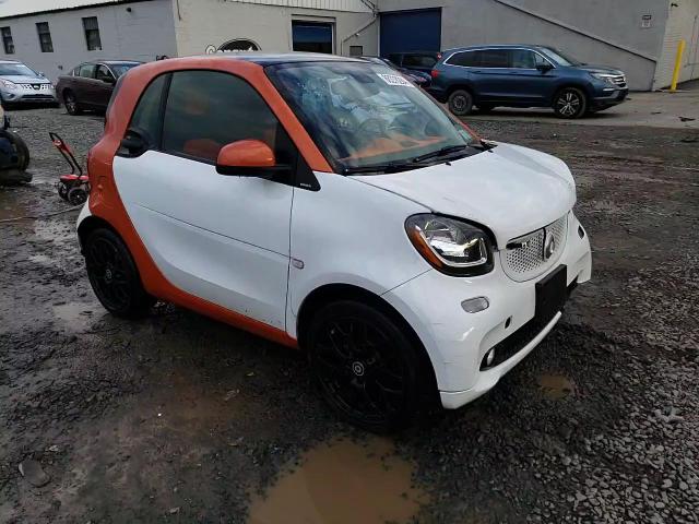 2016 Smart Fortwo - Image 15
