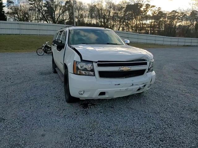 2011 Chevrolet Suburban C1500 Lt VIN: 1GNSCJE02BR361248 Lot: 86024424