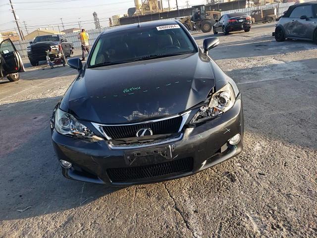 2010 Lexus IS - Image 11