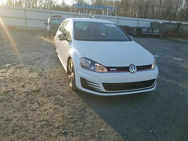 2017 Volkswagen GTI - Image 11