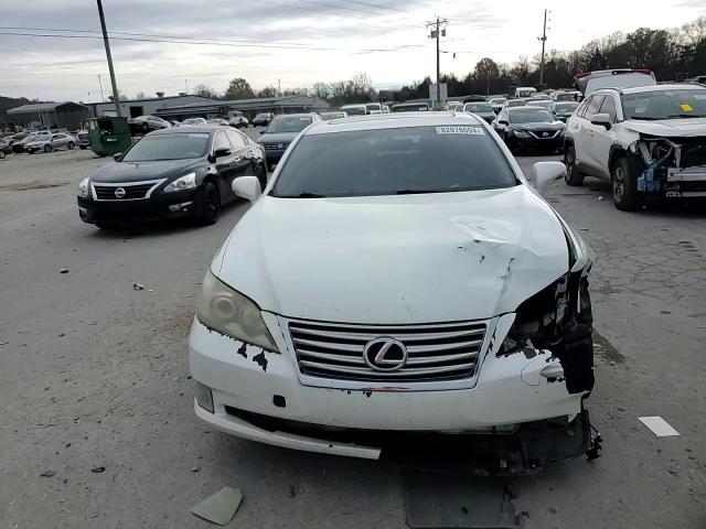 2012 Lexus ES - Image 11