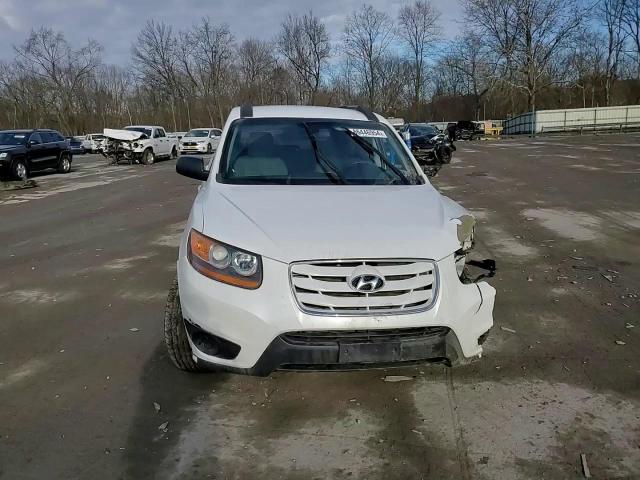 2011 Hyundai Santa Fe - Image 11