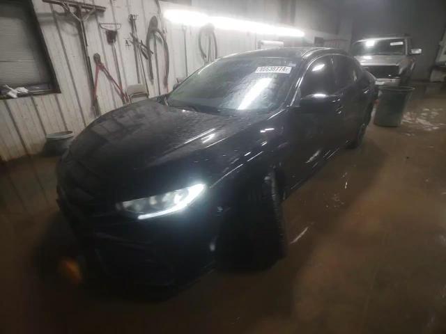 2018 Honda Civic - Image 13
