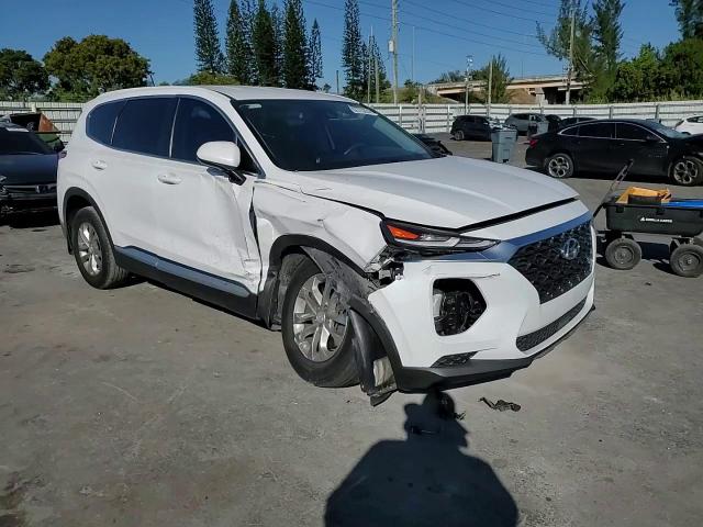 2020 Hyundai Santa Fe - Image 11