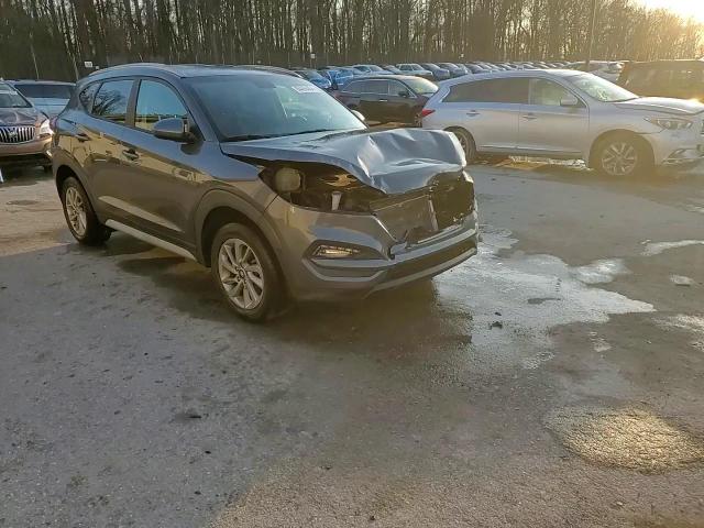 2017 Hyundai Tucson - Image 11