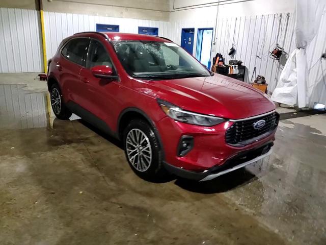 2023 Ford Escape - Image 15