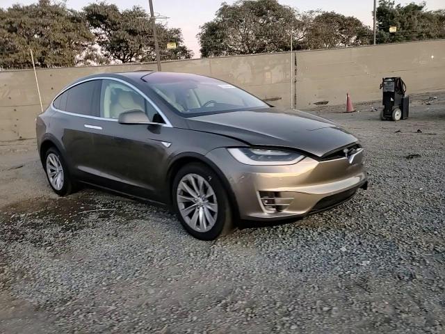 2016 Tesla Model X VIN: 5YJXCBE23GF009119 Lot: 85284434