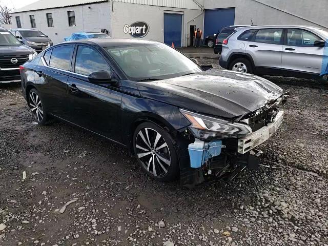 2019 Nissan Altima - Image 14