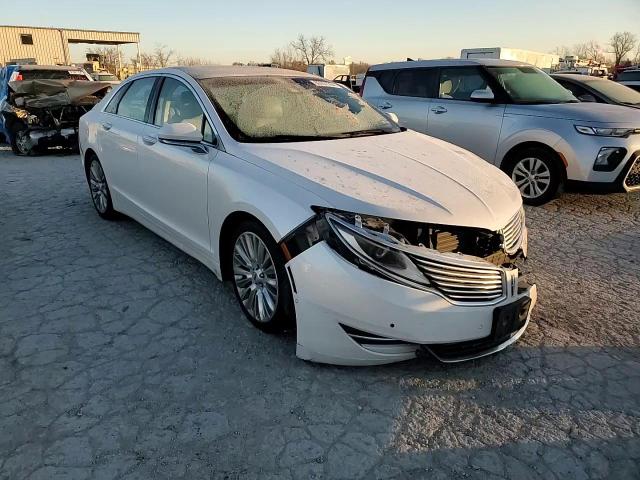 2014 Lincoln MKZ - Image 11