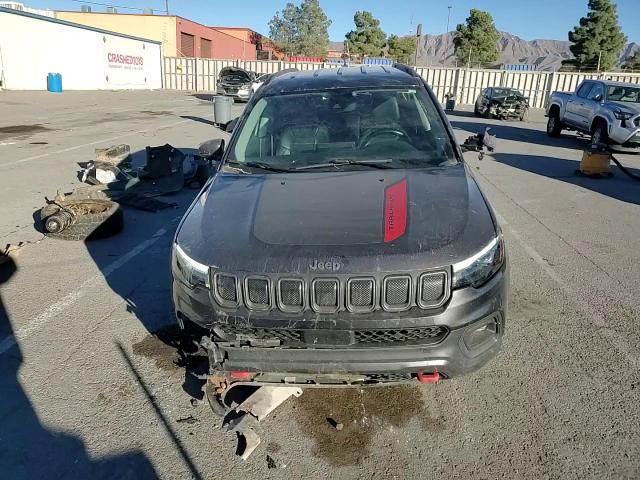 2022 Jeep Compass - Image 11