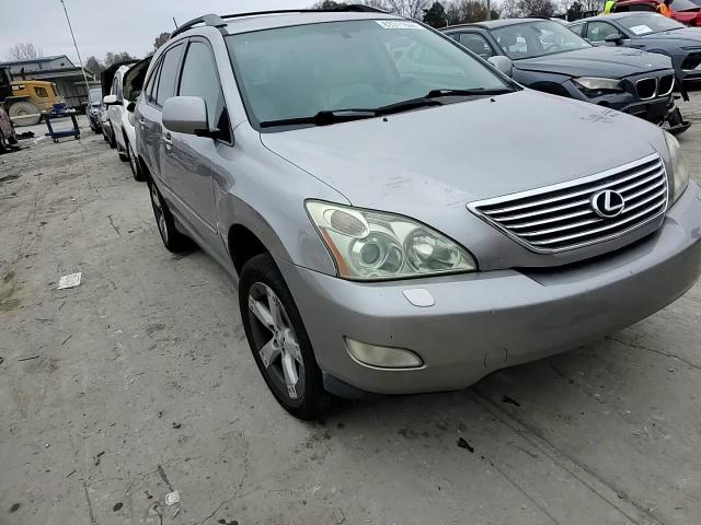 2005 Lexus RX - Image 11