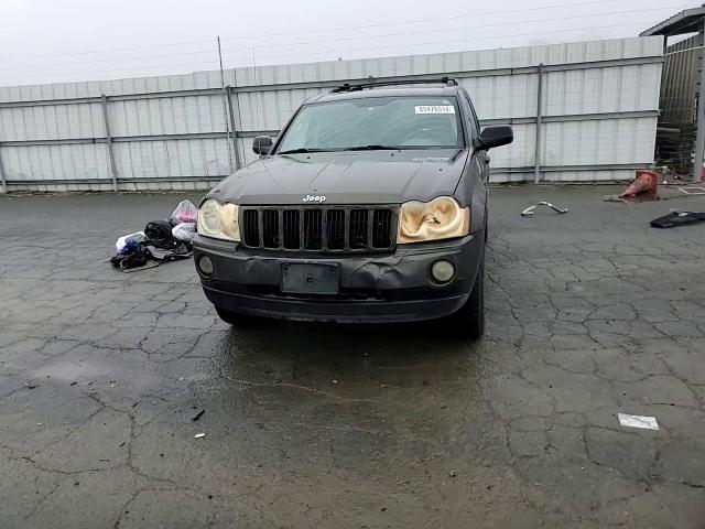2006 Jeep Grand Cherokee - Image 10