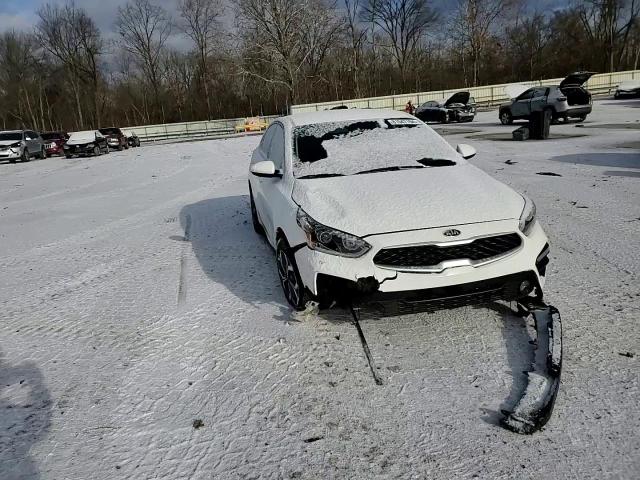 2021 Kia Forte - Image 11