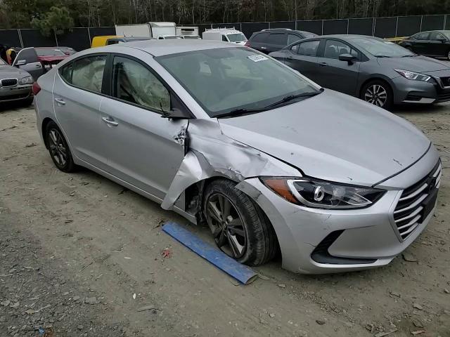2017 Hyundai Elantra - Image 11