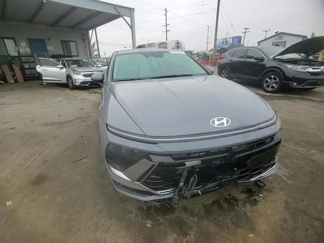2024 Hyundai Sonata - Image 10