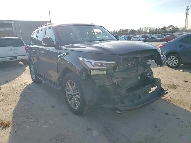 2018 Infiniti QX80 - Image 12