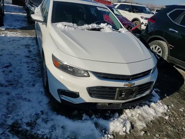 2017 Chevrolet Malibu - Image 10