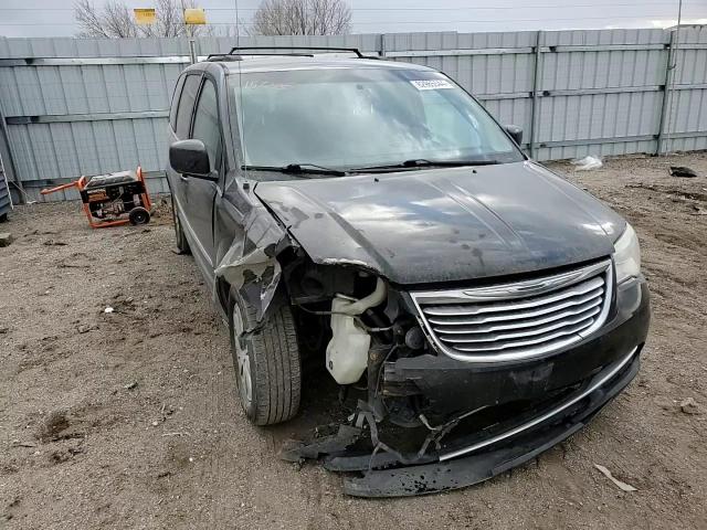 2013 Chrysler Town & Country - Image 12