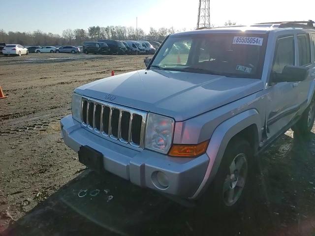 2009 Jeep Commander Sport VIN: 1J8HG48K89C549204 Lot: 85505054