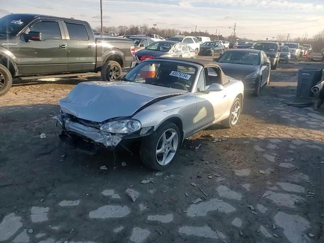 2003 Mazda Mx-5 Miata Base VIN: JM1NB353930311998 Lot: 83578734