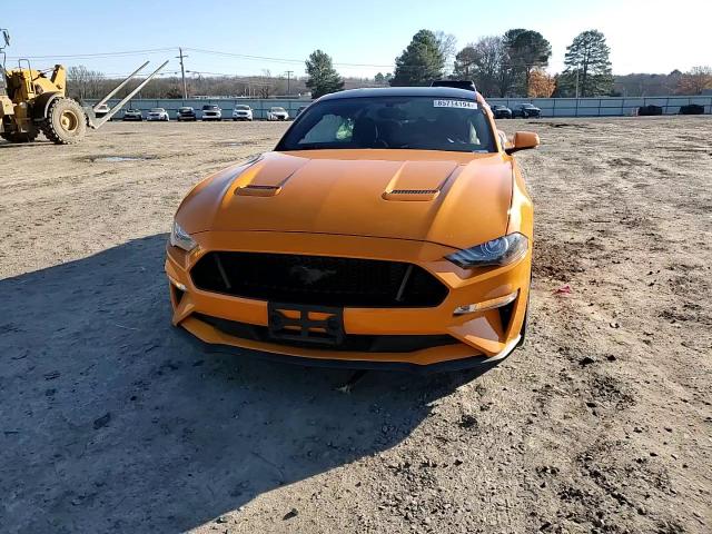 2019 Ford Mustang - Image 10