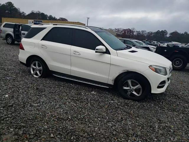 2019 Mercedes-Benz GLE - Image 14