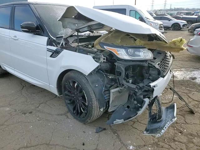 2016 Land Rover Range Rover - Image 11