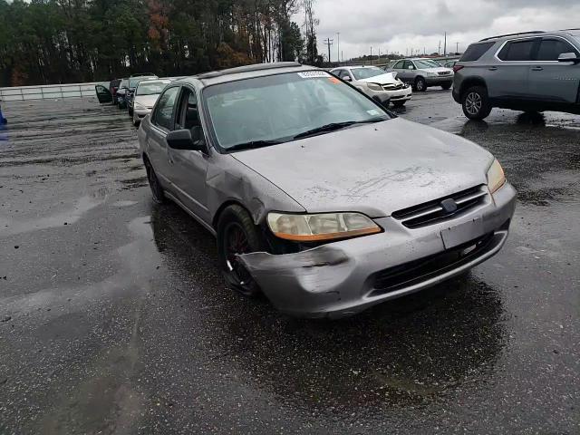 2000 Honda Accord Ex VIN: 1HGCG1658YA020215 Lot: 83531934