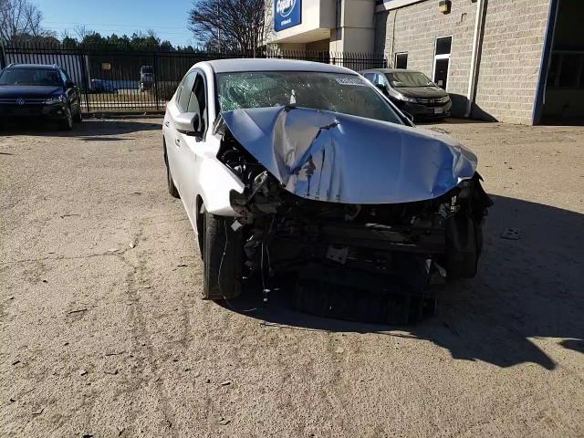 2019 Nissan Sentra - Image 11